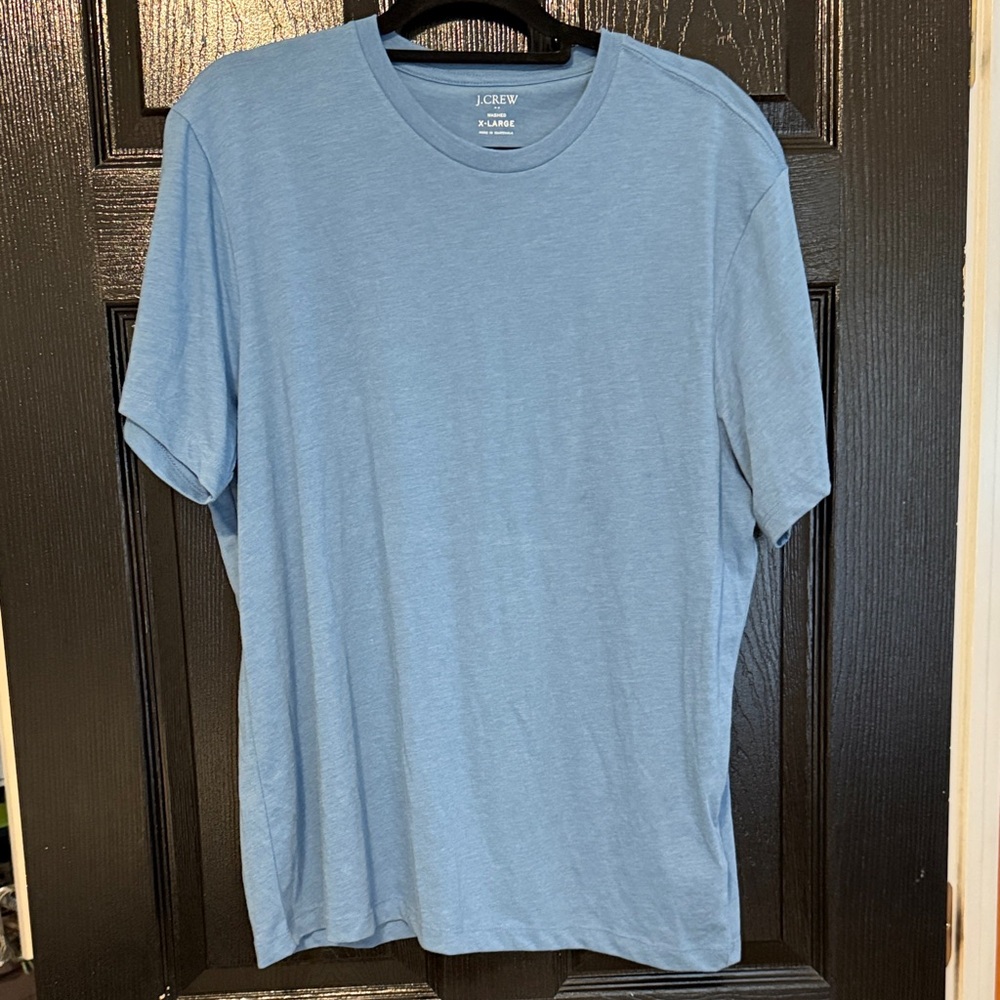 J. Crew washed blue XL men’s tee